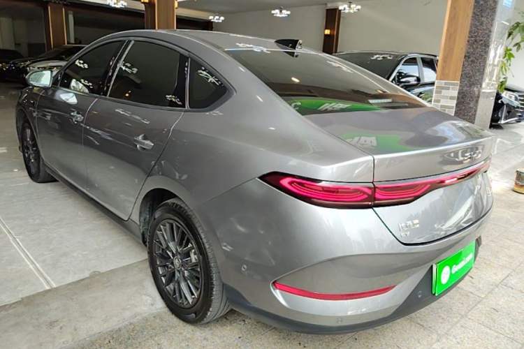 Used BYD Qin PLUS 2025 EV Smart Drive Edition 420KM Leading Model Rear Left 45 Deg