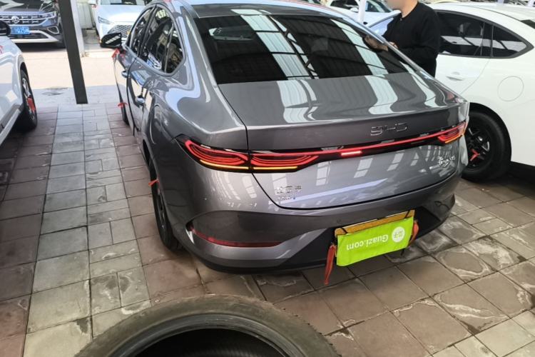Used BYD Qin PLUS 2025 DM-i Smart Drive 55KM Leading Model Rear Left 45 Deg