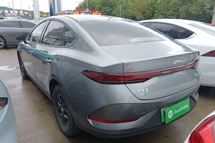Used BYD Qin PLUS 2025 DM-i Smart Drive 55KM Leading Model Rear Left 45 Deg