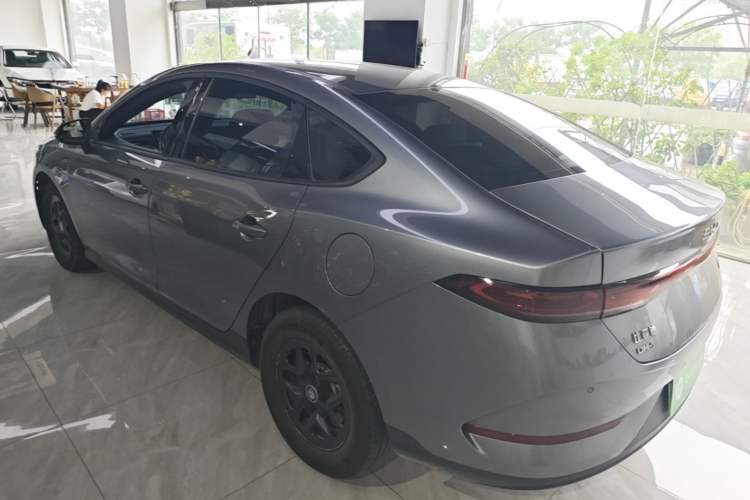 Used BYD Qin PLUS 2025 DM-i Smart Drive 55KM Leading Model Rear Left 45 Deg
