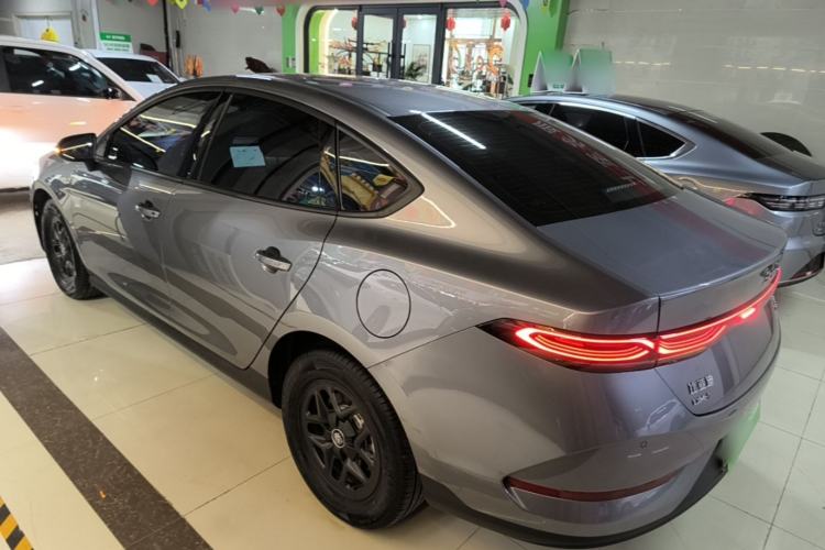 Used BYD Qin PLUS 2025 DM-i Smart Drive 55KM Leading Model Rear Left 45 Deg