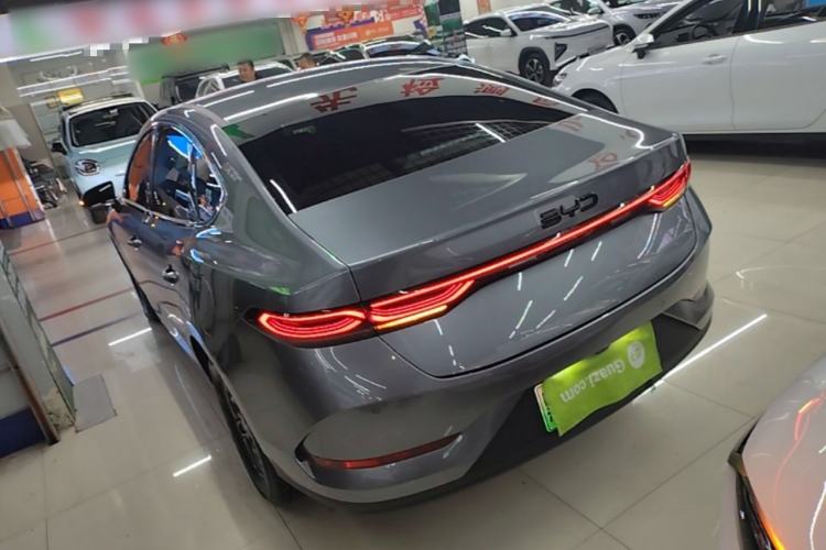 Used BYD Qin PLUS 2025 DM-i Smart Drive 55KM Leading Model Rear Left 45 Deg