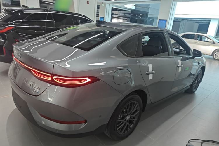Used BYD Qin PLUS 2025 EV Smart Drive Edition 420KM Leading Model Rear Right 45 Deg
