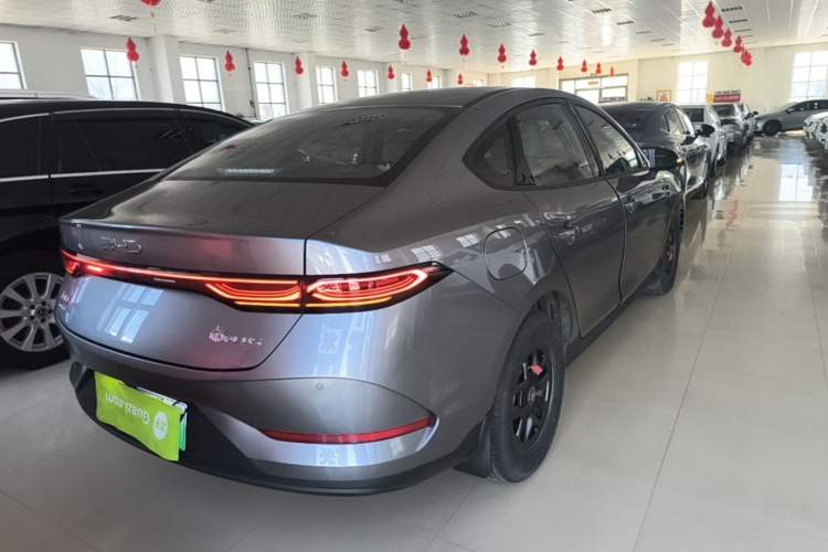Used BYD Qin PLUS 2025 DM-i Smart Drive 55KM Leading Model Rear Right 45 Deg