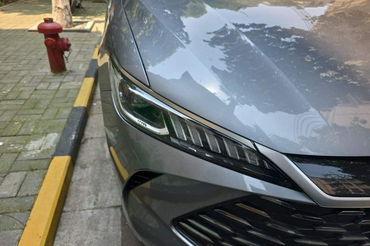Used BYD Qin PLUS 2025 DM-i Smart Drive 55KM Leading Model Right Front Headlight