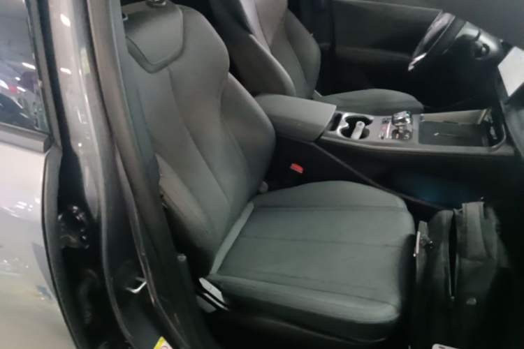 Used BYD Qin PLUS 2025 DM-i Smart Drive 55KM Leading Model Right Front Seat