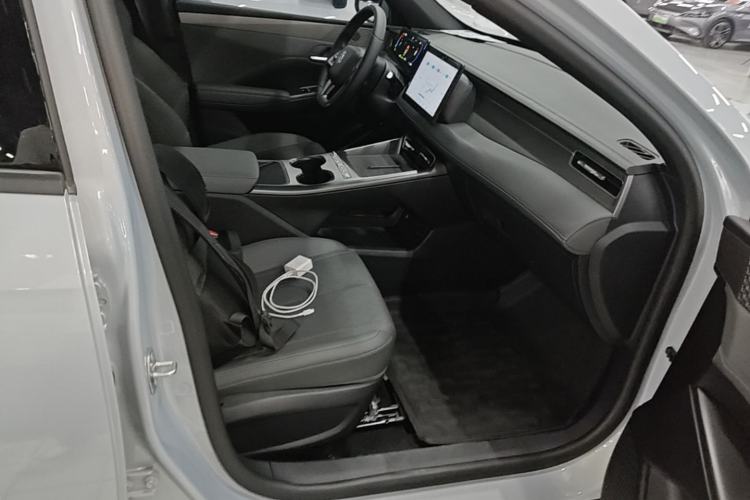 Used BYD Qin PLUS  Right Front Seat