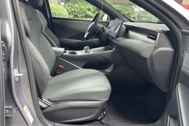 Used BYD Qin PLUS 2025 DM-i Smart Drive 55KM Beyond Model Right Front Seat