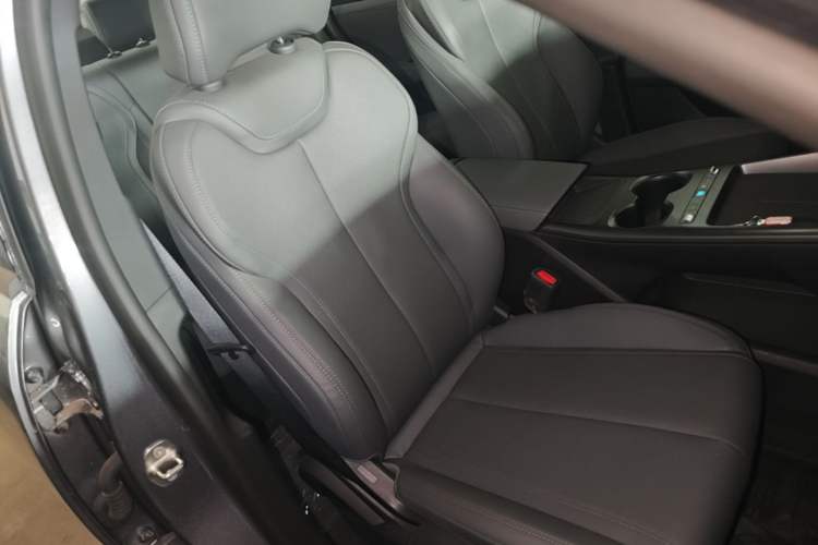 Used BYD Qin PLUS  Right Front Seat
