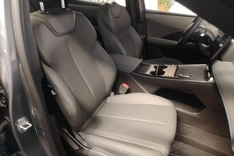 Used BYD Qin PLUS  Right Front Seat