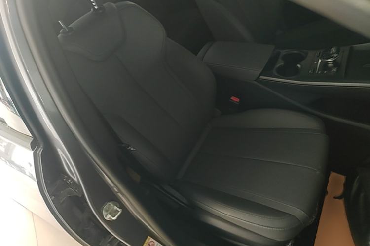 Used BYD Qin PLUS 2025 DM-i Smart Drive 55KM Leading Model Right Front Seat