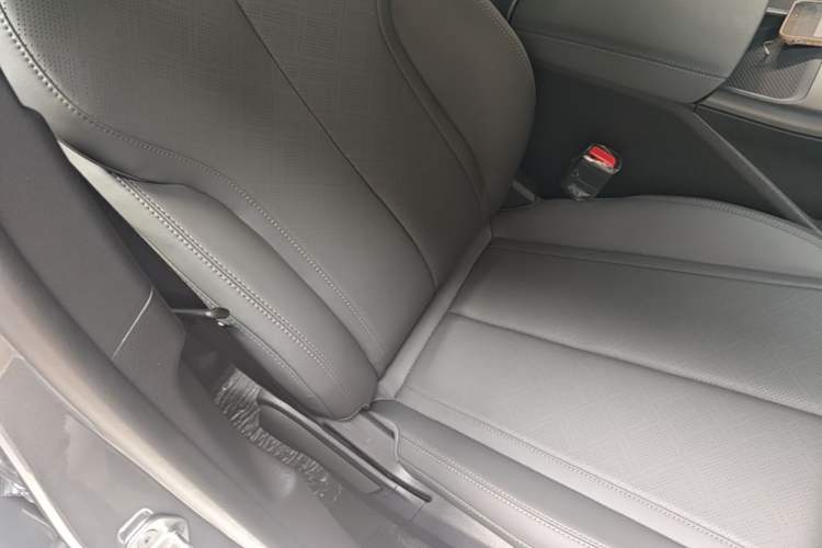Used BYD Qin PLUS  Right Front Seat