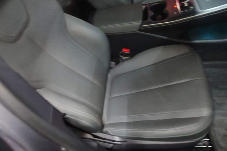 Used BYD Qin PLUS 2025 DM-i Smart Drive 55KM Leading Model Right Front Seat