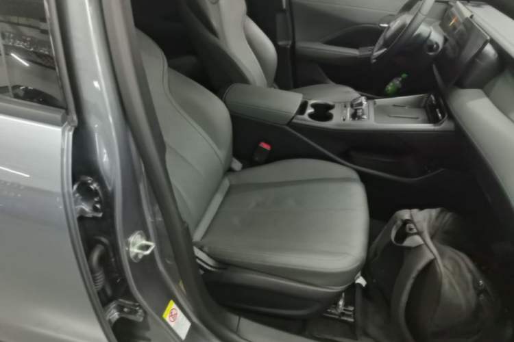Used BYD Qin PLUS 2025 DM-i Smart Drive 55KM Leading Model Right Front Seat