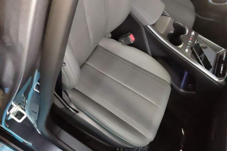Used BYD Qin PLUS  Right Front Seat