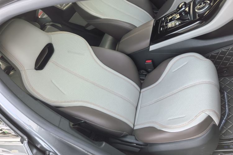 Used BYD Qin PLUS 2025 DM-i Smart Drive 55KM Leading Model Right Front Seat