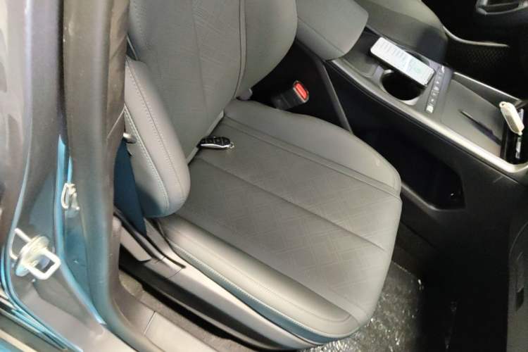 Used BYD Qin PLUS  Right Front Seat