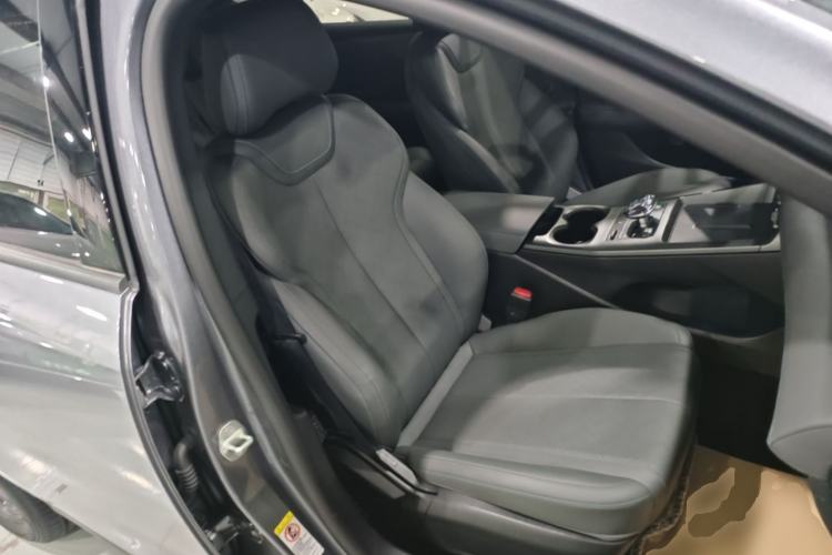 Used BYD Qin PLUS 2025 DM-i Smart Drive 55KM Leading Model Right Front Seat