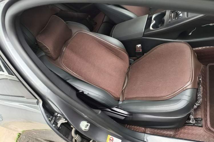 Used BYD Qin PLUS 2025 DM-i Smart Drive 55KM Leading Model Right Front Seat