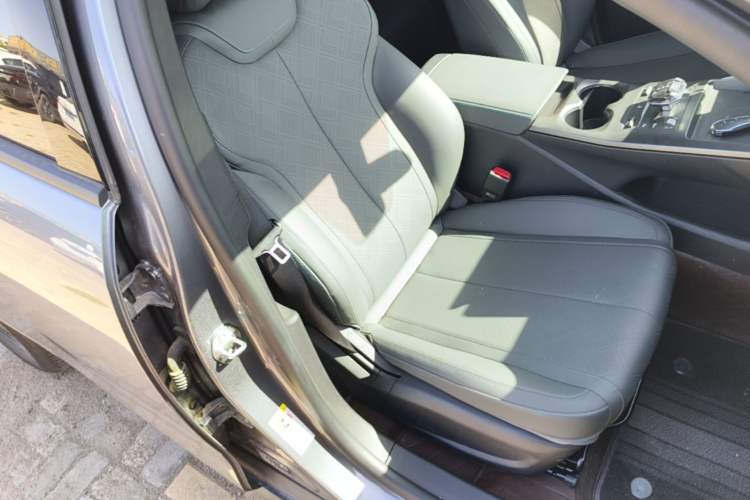 Used BYD Qin PLUS 2025 DM-i Smart Drive 55KM Leading Model Right Front Seat