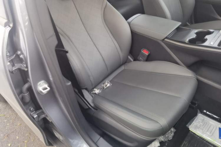 Used BYD Qin PLUS  Right Front Seat