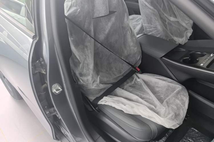 Used BYD Qin PLUS  Right Front Seat