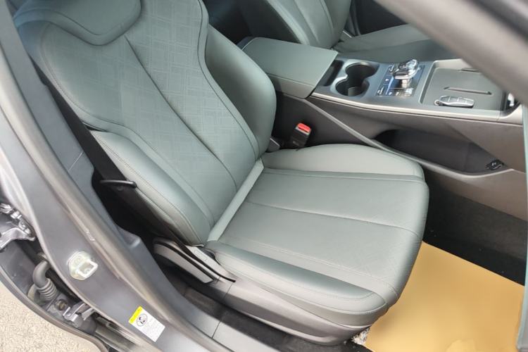 Used BYD Qin PLUS 2025 DM-i Smart Drive 55KM Leading Model Right Front Seat