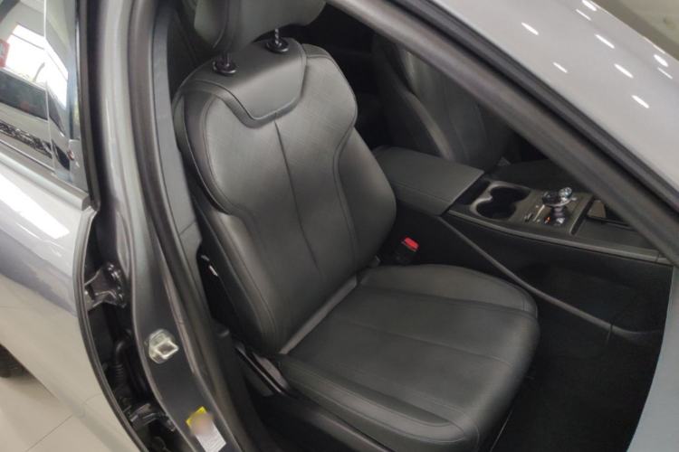 Used BYD Qin PLUS 2025 DM-i Smart Drive 55KM Leading Model Right Front Seat