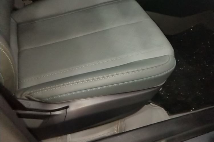 Used BYD Qin PLUS 2025 DM-i Smart Drive 120KM Superior Model Right Front Seat