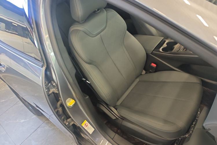 Used BYD Qin PLUS 2025 DM-i Smart Drive 55KM Leading Model Right Front Seat