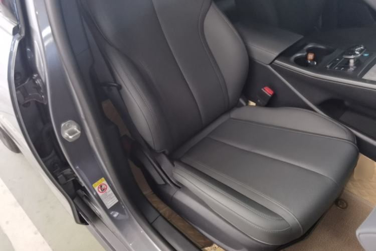 Used BYD Qin PLUS 2025 DM-i Smart Drive 55KM Leading Model Right Front Seat