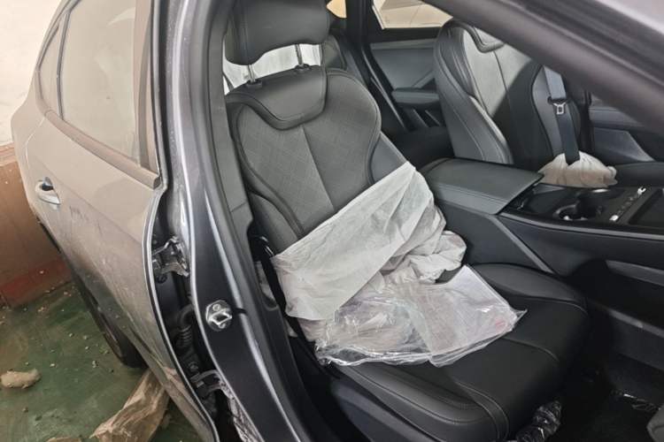 Used BYD Qin PLUS  Right Front Seat