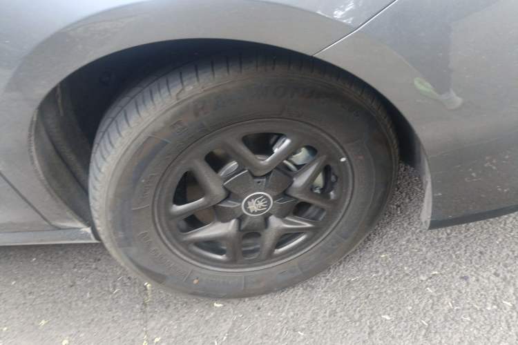 Used BYD Qin PLUS  Right Front Wheel Hub
