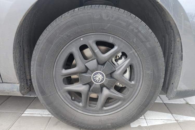 Used BYD Qin PLUS  Right Front Wheel Hub