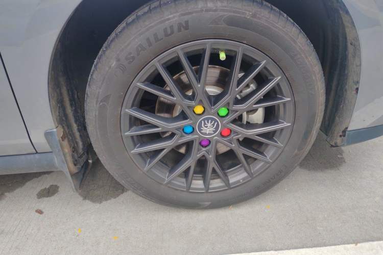 Used BYD Qin PLUS  Right Front Wheel Hub