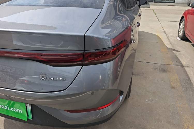 Used BYD Qin PLUS 2025 DM-i Smart Drive 55KM Leading Model Right Rear Taillight