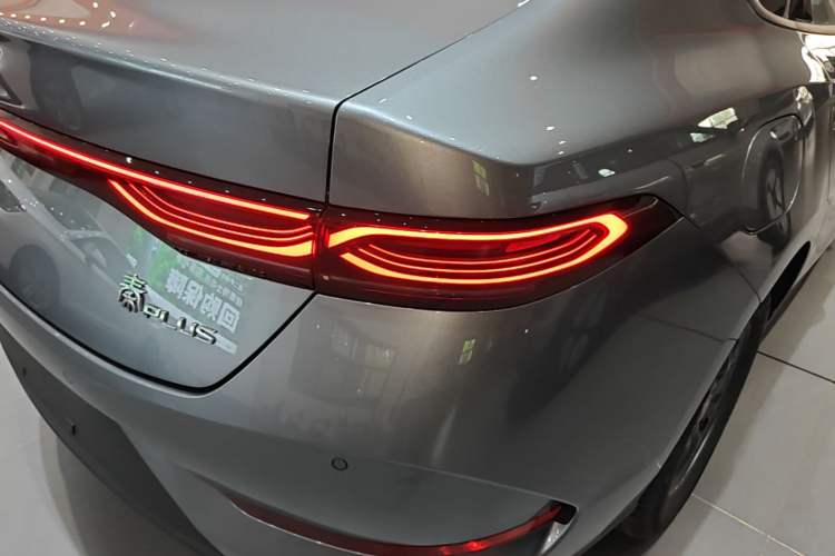 Used BYD Qin PLUS  Right Rear Taillight