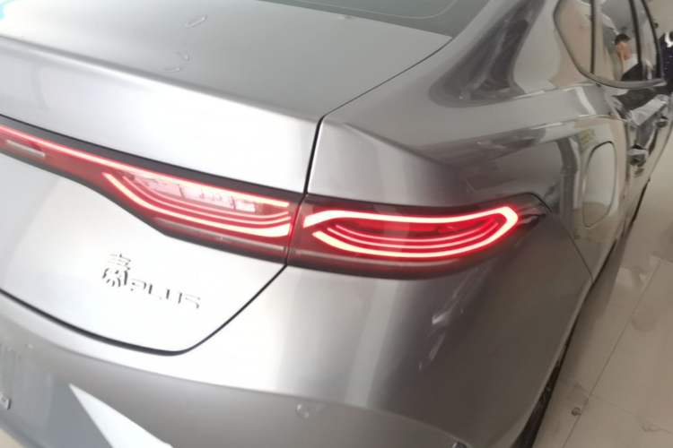 Used BYD Qin PLUS  Right Rear Taillight