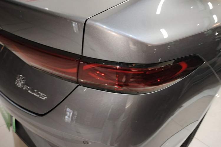 Used BYD Qin PLUS 2025 DM-i Smart Drive 55KM Leading Model Right Rear Taillight
