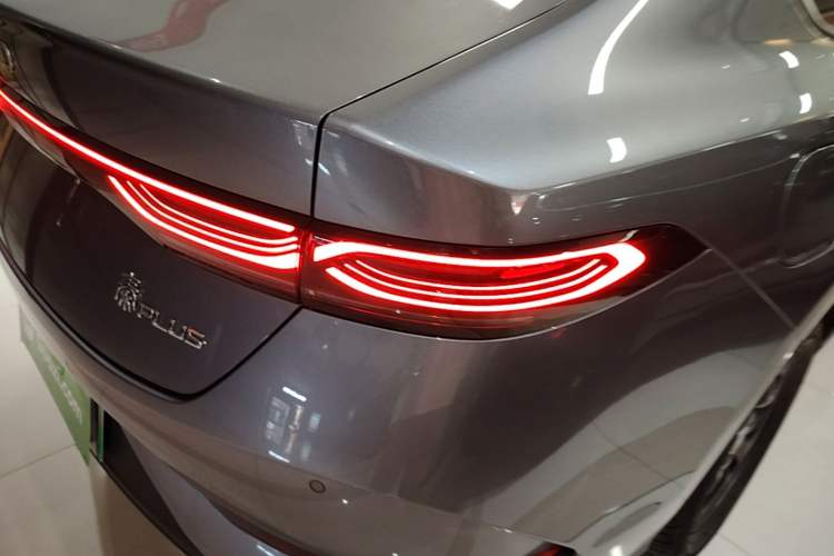 Used BYD Qin PLUS 2025 DM-i Smart Drive 55KM Leading Model Right Rear Taillight