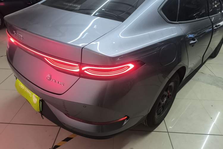 Used BYD Qin PLUS 2025 DM-i Smart Drive 55KM Leading Model Right Rear Taillight