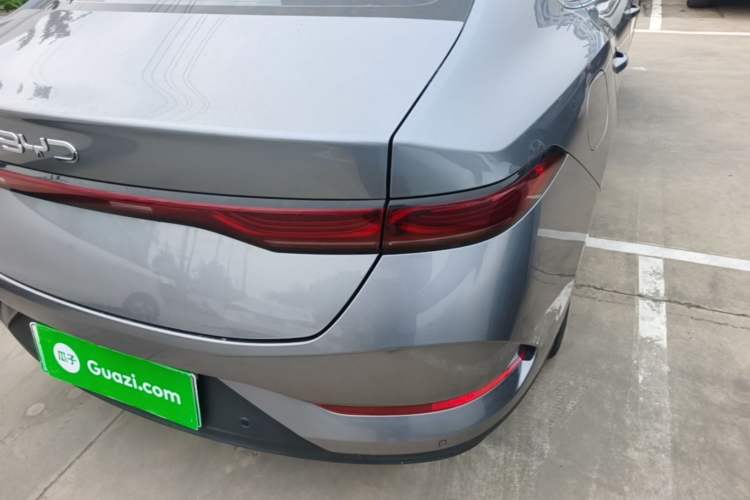 Used BYD Qin PLUS 2025 EV Smart Drive Edition 510KM Leading Model Right Rear Taillight
