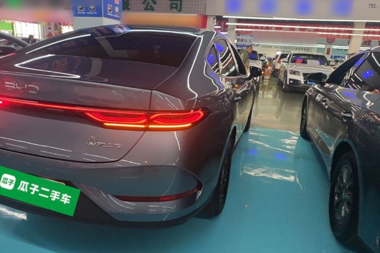 Used BYD Qin PLUS 2025 DM-i Smart Drive 55KM Leading Model Right Rear Taillight