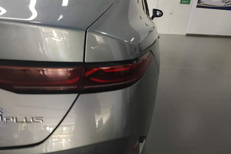 Used BYD Qin PLUS 2025 DM-i Smart Drive 55KM Leading Model Right Rear Taillight