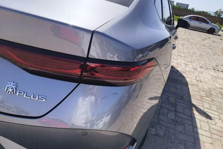 Used BYD Qin PLUS 2025 DM-i Smart Drive 55KM Leading Model Right Rear Taillight