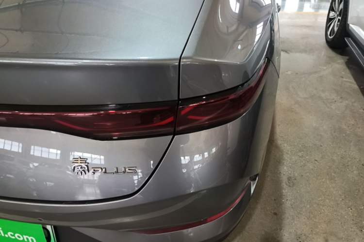 Used BYD Qin PLUS 2025 DM-i Smart Drive 55KM Leading Model Right Rear Taillight