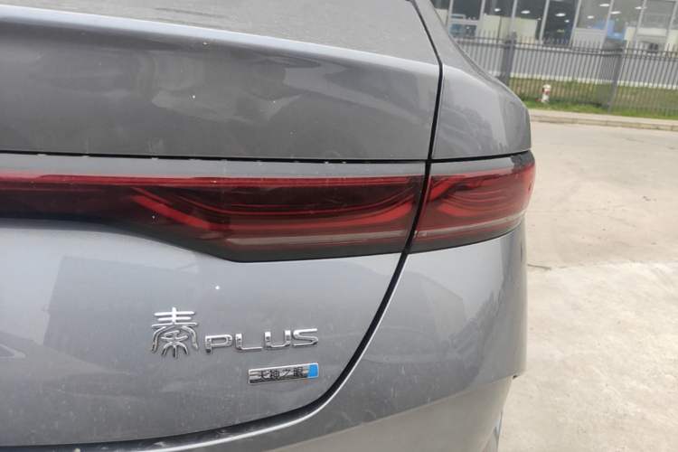 Used BYD Qin PLUS 2025 EV Smart Drive Version 510KM Beyond Model Right Rear Taillight