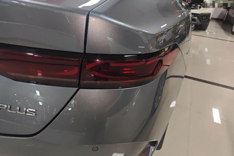 Used BYD Qin PLUS 2025 DM-i Smart Drive 55KM Leading Model Right Rear Taillight