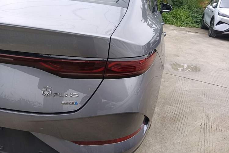 Used BYD Qin PLUS 2025 EV Smart Drive Version 510KM Beyond Model Right Rear Taillight