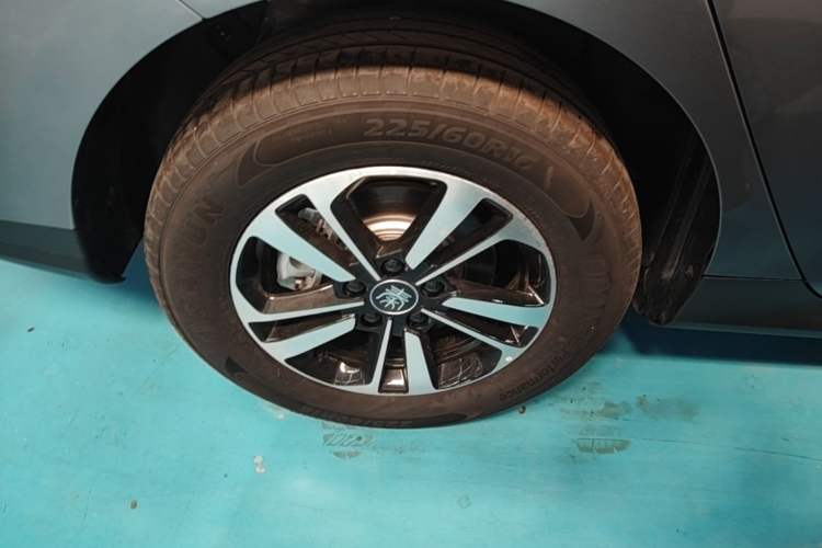 Used BYD Qin PLUS  Right Rear Wheel Hub
